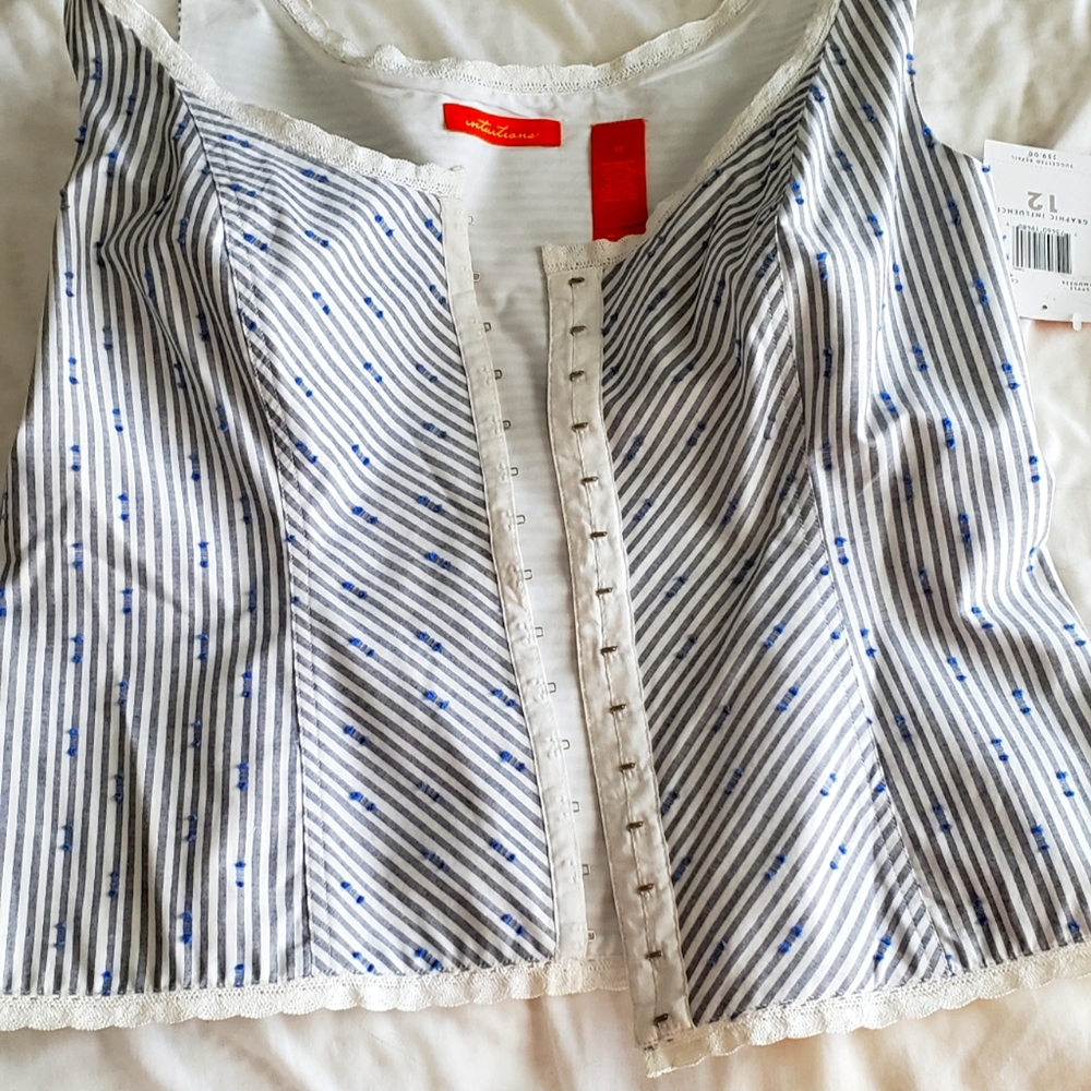 Cute Corset cut sleeveless top